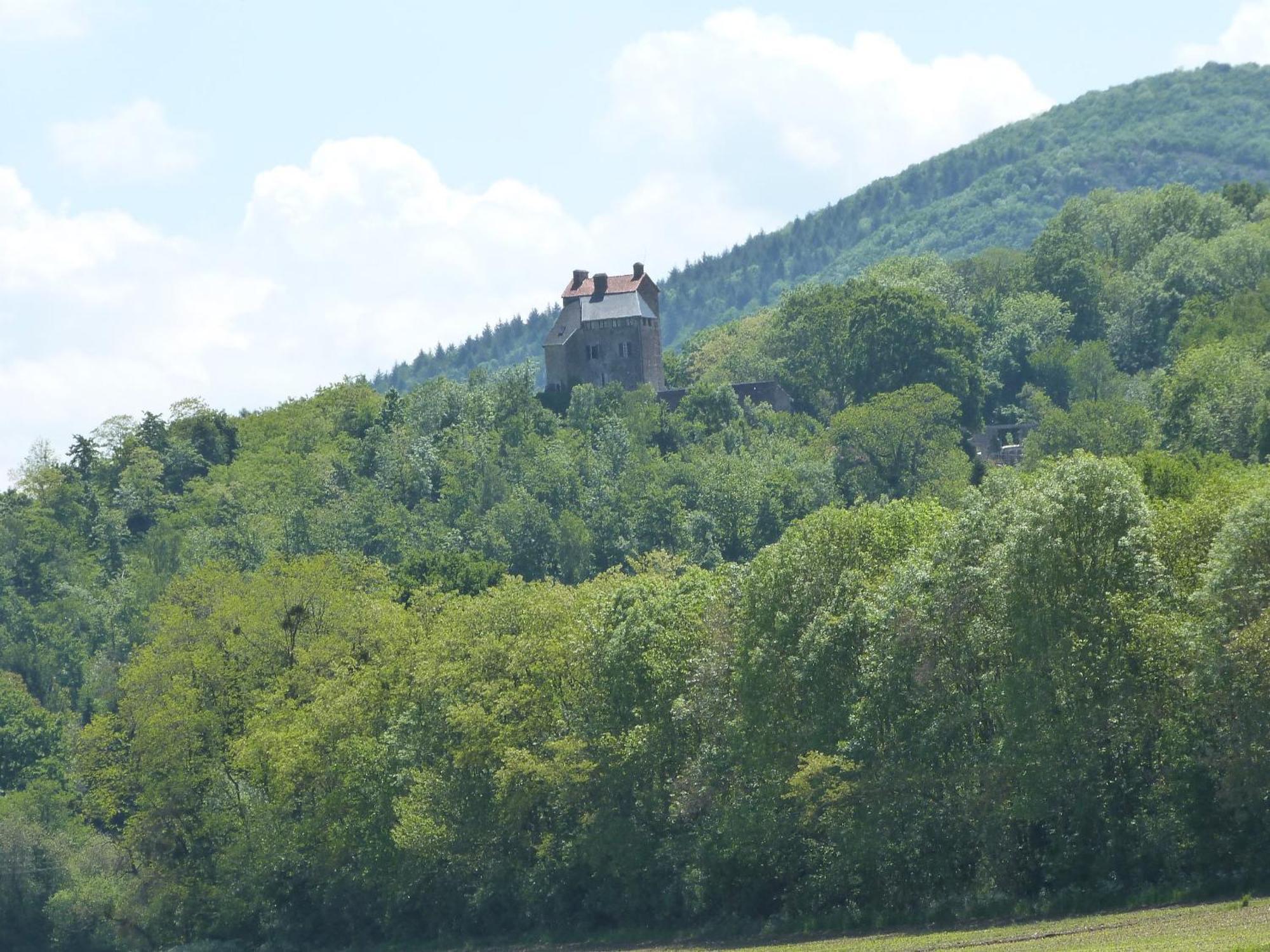Le Donjon Rustique De Montegut Montégut Exterior foto