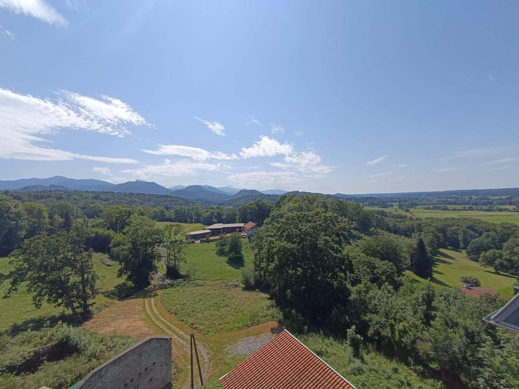 Le Donjon Rustique De Montegut Montégut Exterior foto